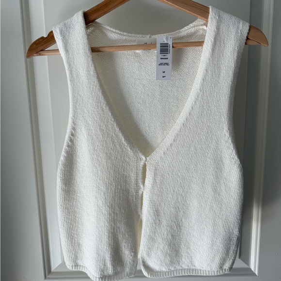 Aritzia NWT Wilfred Basque Sweater Vest | Small - Picture 2 of 6